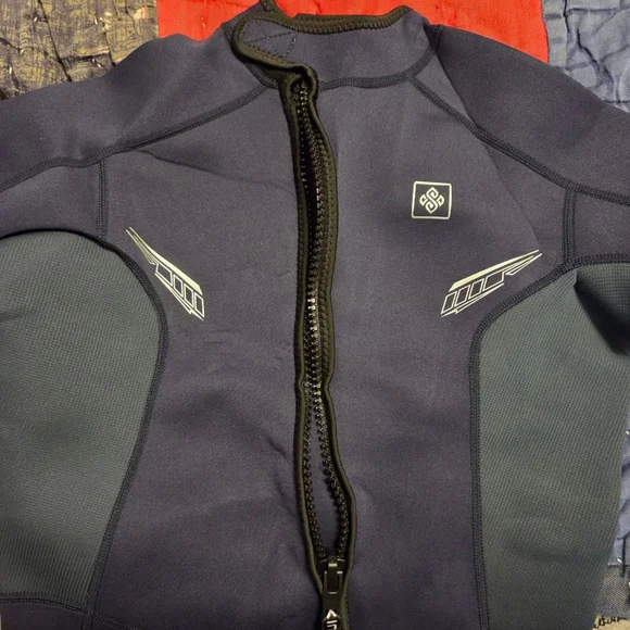 Men's SEASKIN Navy & Gray Rash Guard L - Picture 6 of 8